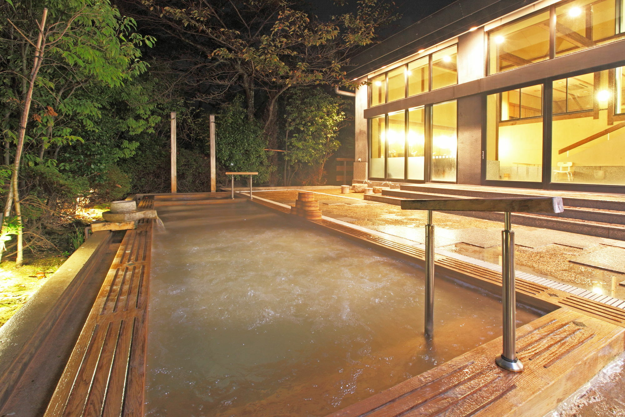 Yuzanso Ryokan